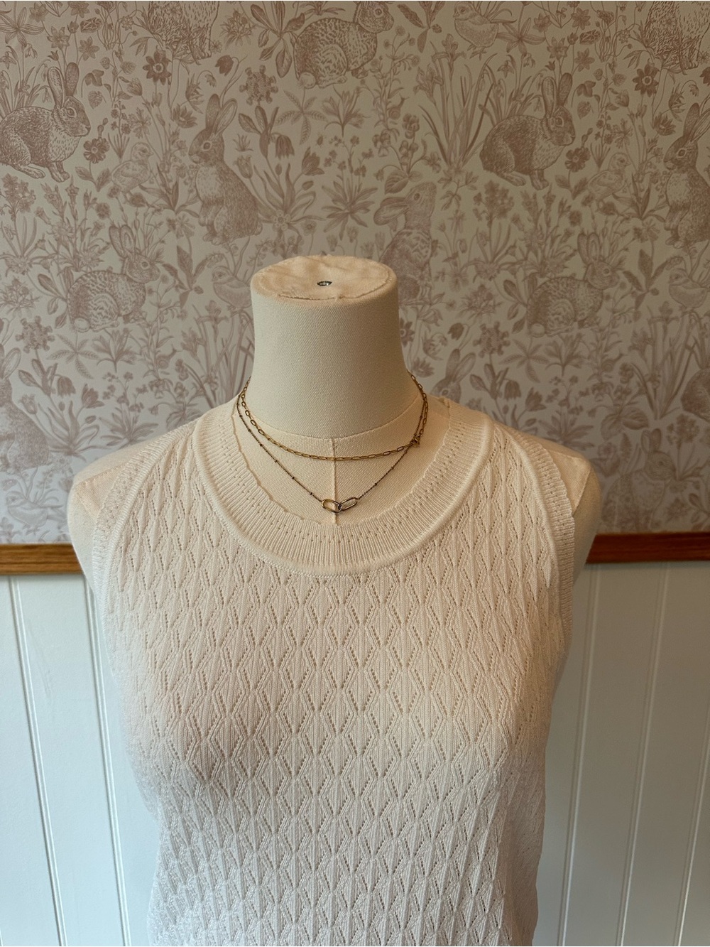 Vintage Ivory Pointelle Knit Sleeveless Top – Approx. Medium / Oversized Small - Picture 3 of 8